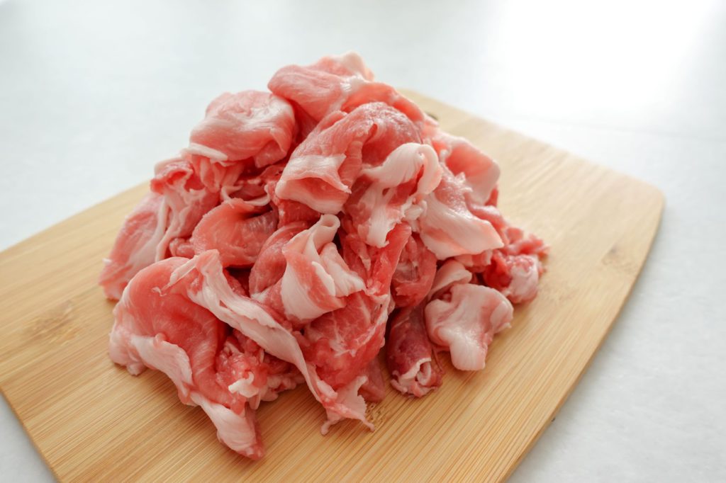 リーズナブルで使い勝手抜群 家庭の味方 豚こま肉 ハイライフポーク