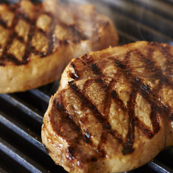 厚切りポークステーキのおいしい焼き方 焼き加減の見分け方 ハイライフポーク